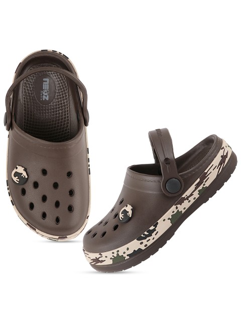 

NEOZ Boys Coffee Brown & Beige Rubber Clogs