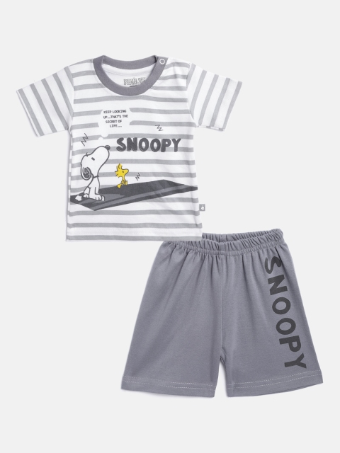 

TINYO Boys White & Grey Pure Cotton Striped & Snoopy Print T-shirt with Shorts