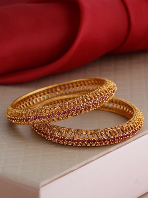 

Shoshaa Set Of 2 Gold-Plated Bangles