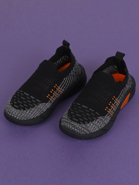 

FEETWELL SHOES Kids Black & Orange Woven Design Slip-On Sneakers