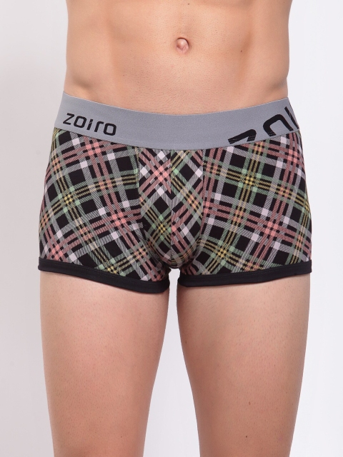 

Zoiro Men Black & White Printed Trunk 0082_1P_BLACK