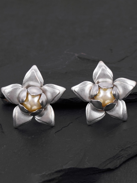 

Tistabene Silver-Plated & Cream-Coloured Floral Studs