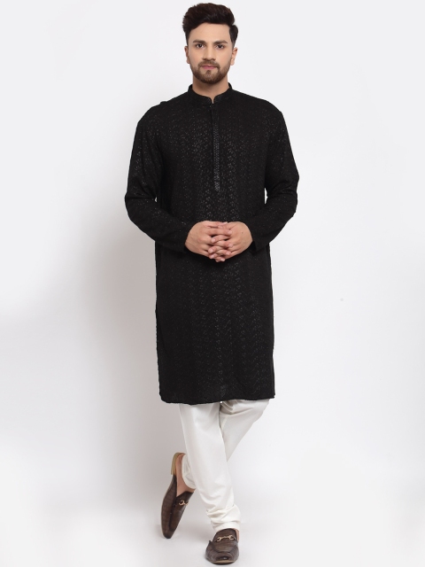 

MOHANLAL SONS Men Black Floral Embroidered Chikankari Kurta