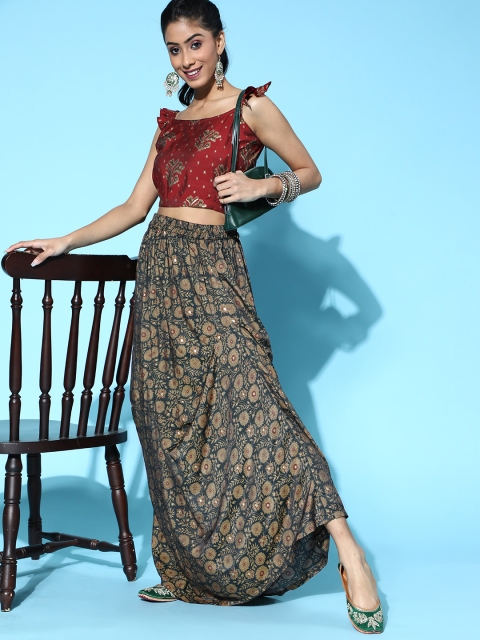 

InWeave Women Charming Maroon Printed Cropped Co-Ords