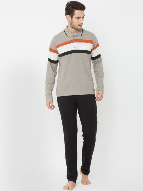 

Sweet Dreams Men Grey & Black Colourblocked Pure Cotton Night suit