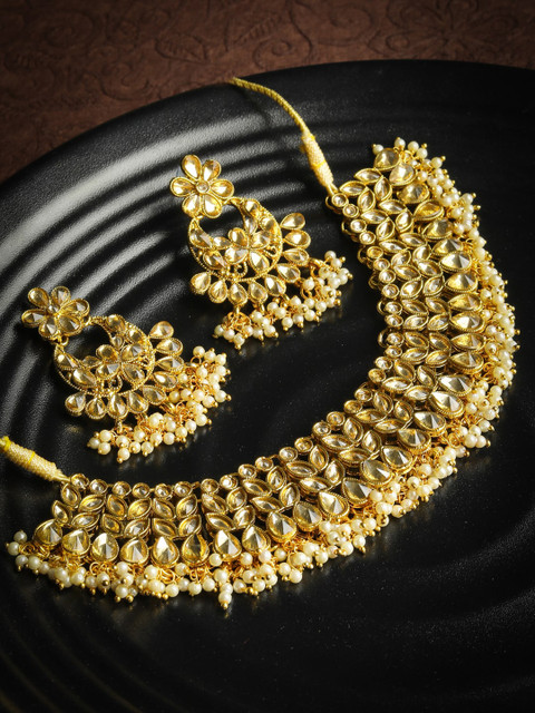 

Priyaasi Gold-Plated White Stone Studded & Pearl Beaded Jewellery Set