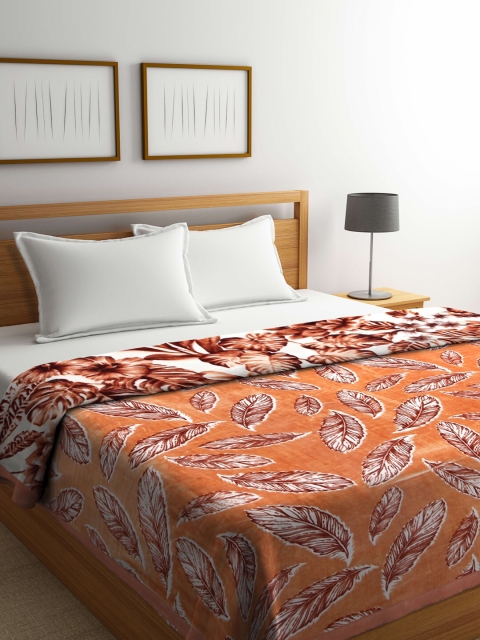 

Arrabi Beige & Red Floral Heavy Winter 1060 GSM Double Bed Blanket