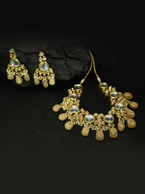 

justpeachy Gold-Plated White Kundan-Studded & Pearl Beaded Jewellery Set