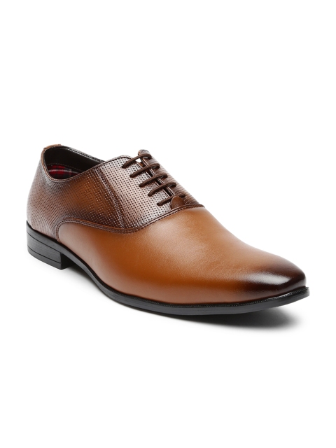 

San Frissco Men Brown Textured Leather Oxfords
