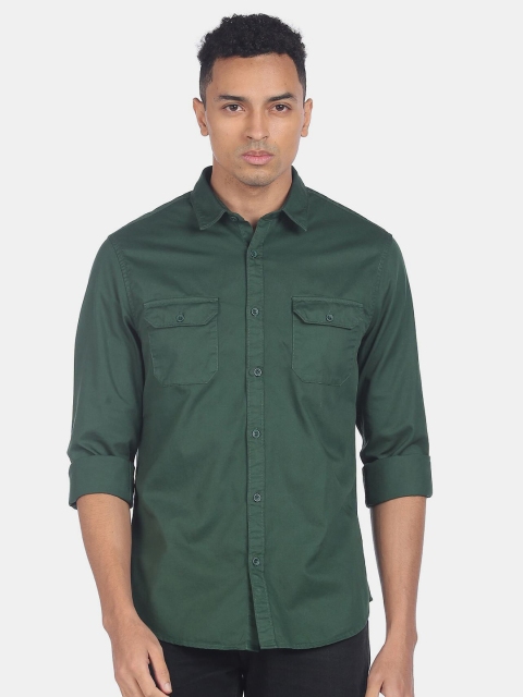 

Ruggers Men Green Solid Regular Fit Pure Cotton Casual Shirt