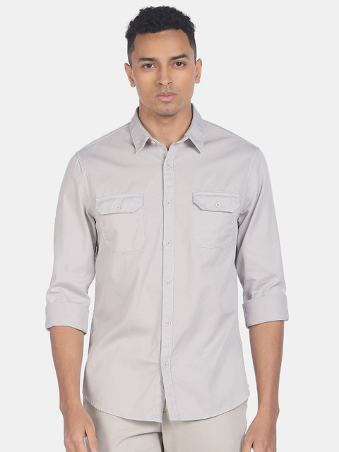 

Ruggers Men Grey Solid Cotton Casual Shirt