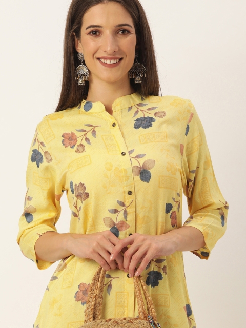

SWAGG INDIA Women Yellow & Navy Blue Floral Foil Printed Kurta