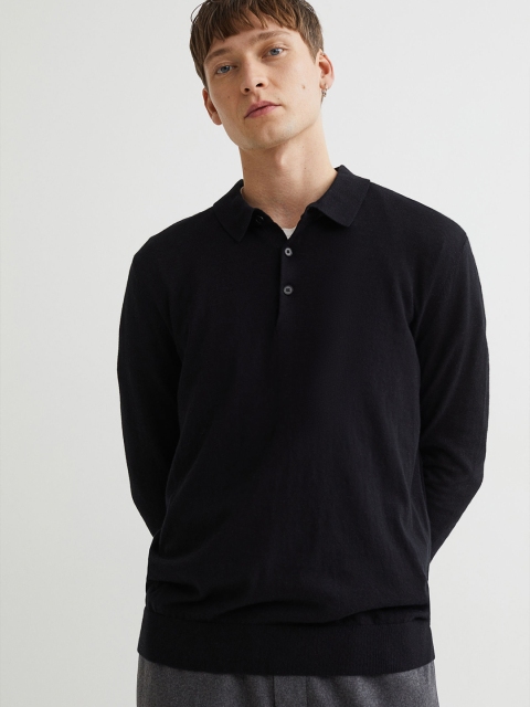 

H&M Men Black Solid Slim Fit Cashmere-Blend Top