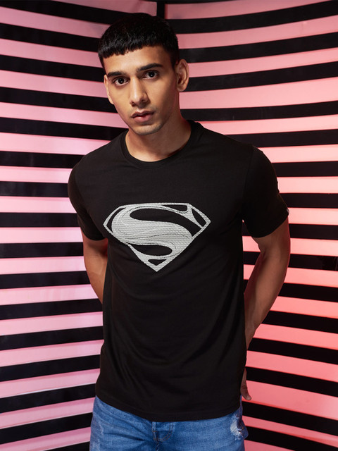 

The Souled Store Men Black & Grey Superman Printed Cotton T-shirt