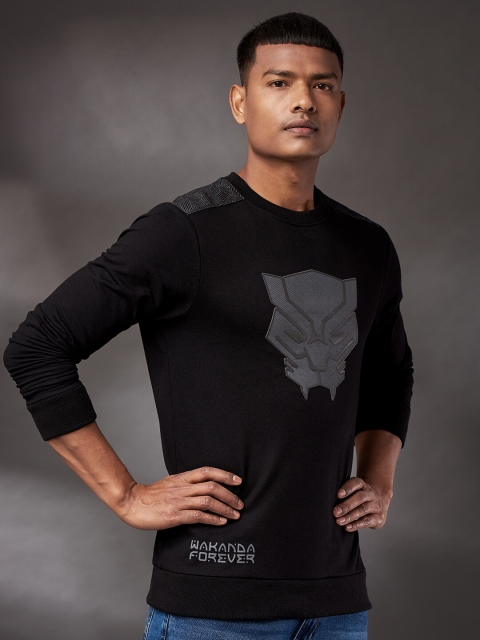 

The Souled Store Men Black & Grey Black Panther Printed Cotton Sweatshirt