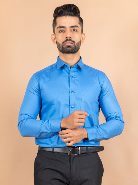 

Tistabene Men Blue Solid Smart Casual Shirt