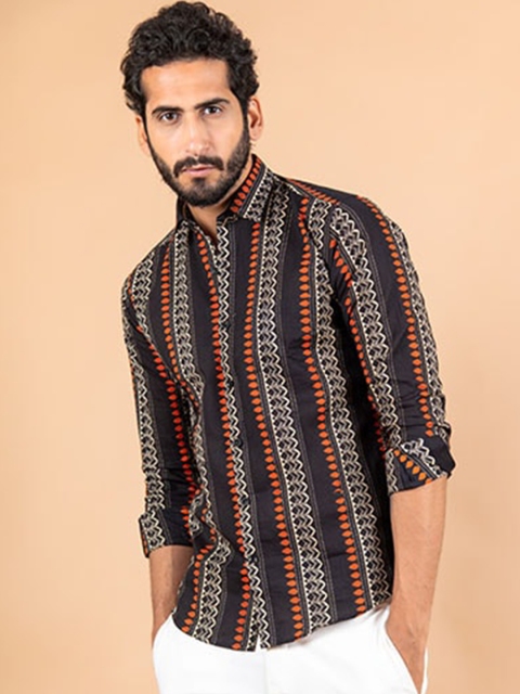 

Tistabene Men Black Smart Jaipuri Printed Casual Shirt