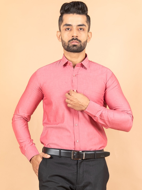 

Tistabene Men Pink Smart Regular Fit Solid Cotton Casual Shirt