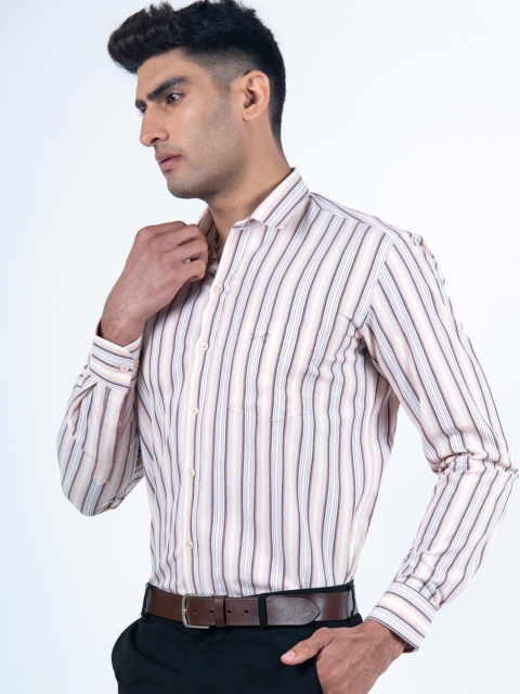 

Tistabene Men Peach-Coloured Smart Striped Casual Shirt