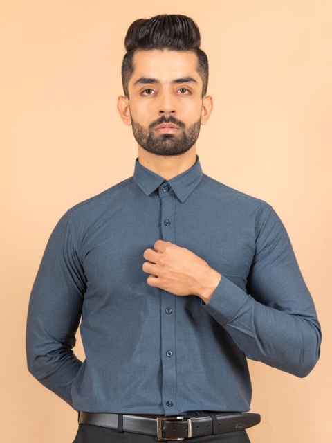 

Tistabene Men Blue Smart Regular Fit Solid Cotton Casual Shirt