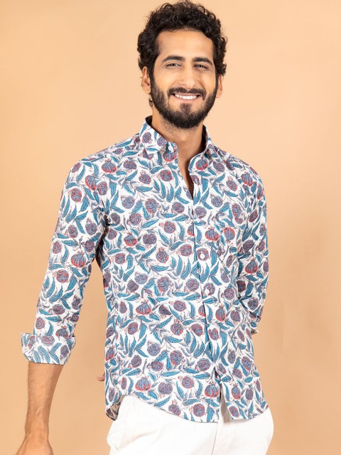 

Tistabene Men Blue & White Ethnic Motifs Printed Casual Shirt