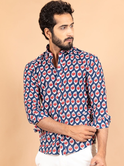 

Tistabene Men Blue & Red Ethnic Motifs Printed Casual Shirt