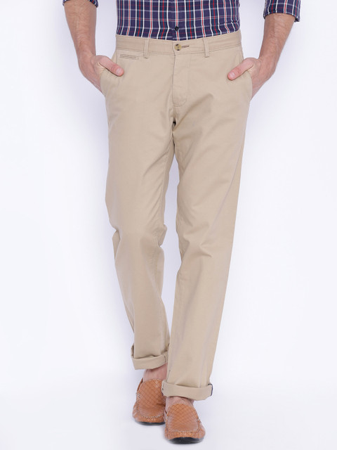 

Basics Men Beige Solid Slim Fit Chinos