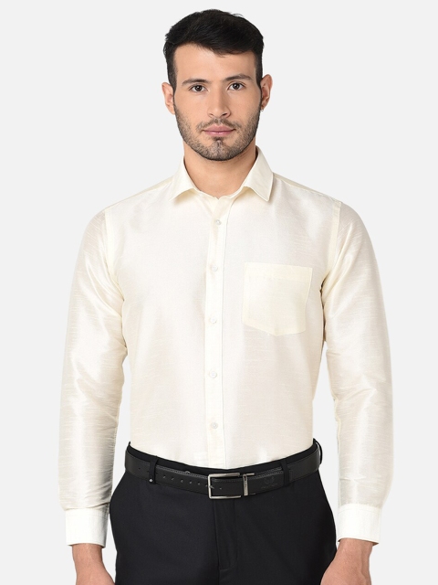 

Oxemberg Men Cream-Coloured Classic Formal Shirt