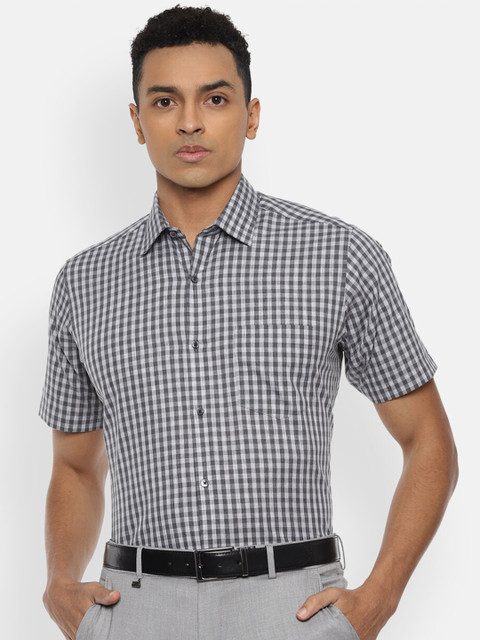 

Van Heusen Men Grey Checked Formal Shirt