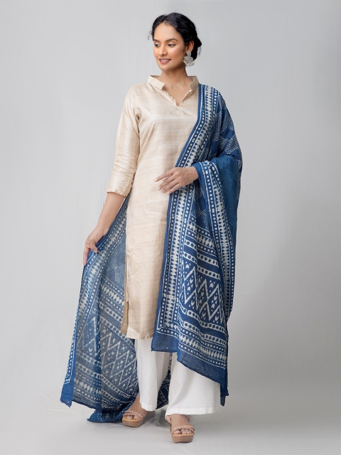 

Unnati Silks Blue & White Dabu Printed Pure Mulmul Cotton Dupatta