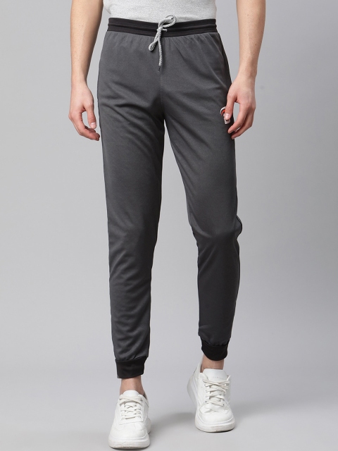 

BUCIK Men Grey & Black Solid Regular Fit Joggers