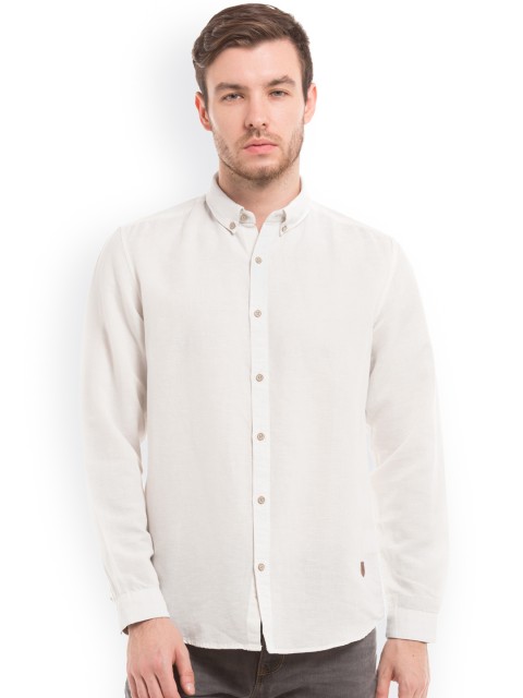 

True Blue Men Off-White Slim Fit Solid Casual Shirt