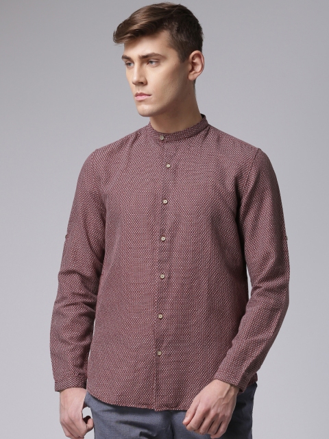 

True Blue Men Maroon Printed Regular Fit Casual Shirt