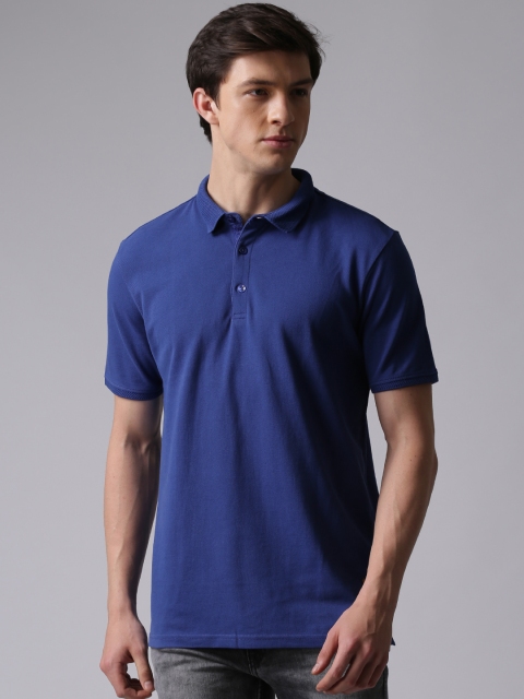 

True Blue Men Blue Solid Polo T-shirt