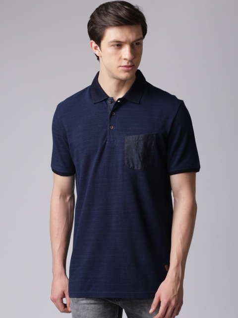 

True Blue Men Navy Blue Solid Polo T-shirt