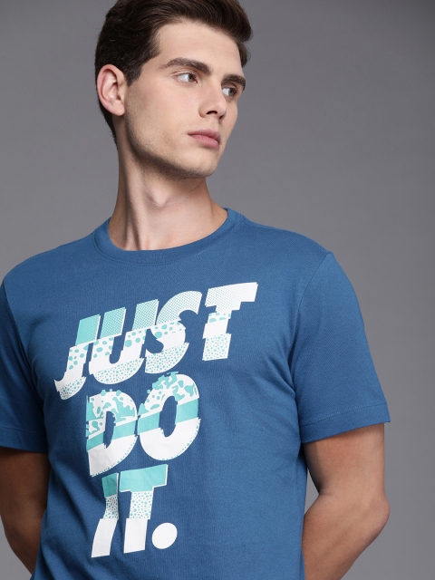 

Nike Men Blue & White Typography Printed Pure Cotton Round Neck T-shirt