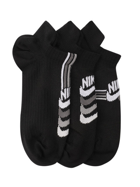 

Nike Women Everyday Plus Set of 3 Lightweight Training No-Show Socks, Black