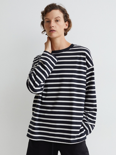 

H&M Woman Black Long-sleeved top
