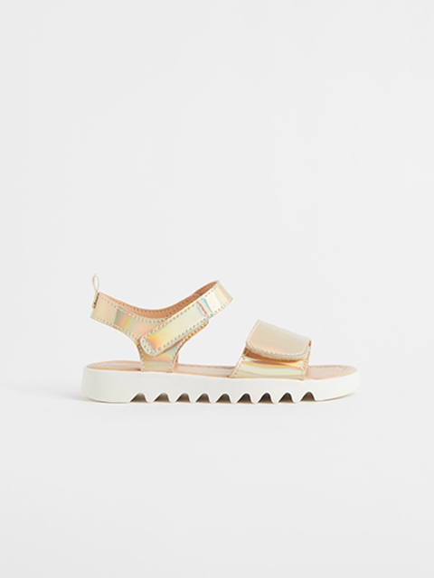 

H&M Girls Gold Toned Solid Sandals