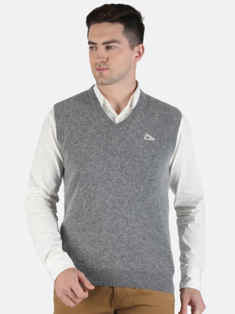 

Monte Carlo Men Grey Solid Fuzzy Wool V-Neck Sweater Vest