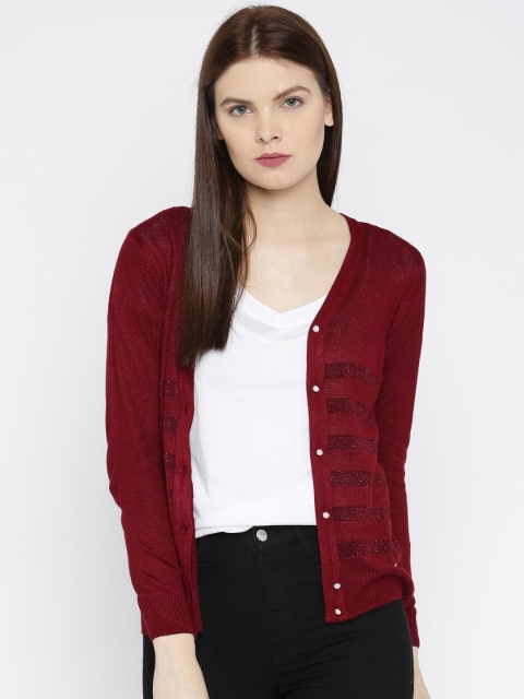 

Park Avenue Woman Red Shimmery Cardigan