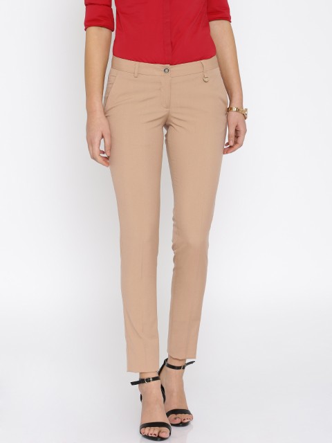 

Park Avenue Woman Dusty Pink Solid Flat-Front Trousers