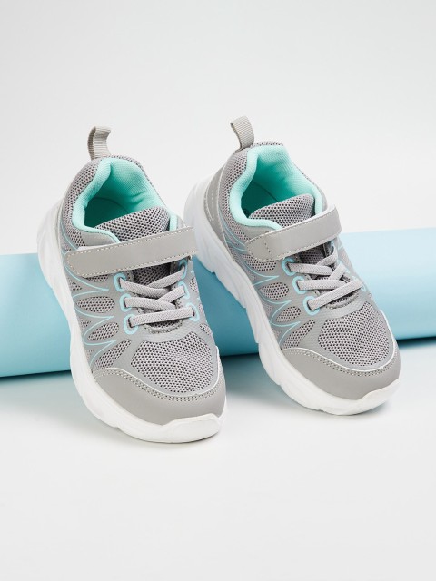 

Fame Forever by Lifestyle Girls Grey Woven Design Sneakers