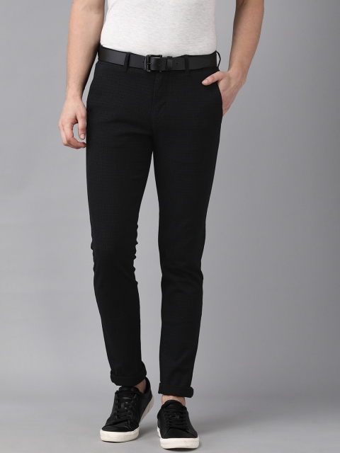 

Van Heusen Sport Men Black Checked Tapered Fit Low-Rise Regular Trousers