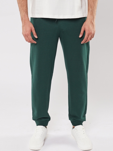 

BLUEAGE Men Green Solid Pure Cotton Joggers