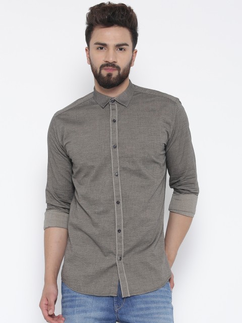 

British Club Men Taupe Slim Fit Solid Casual Shirt