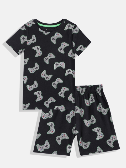

Marks & Spencer Boys Black & Beige Conversational Print Shorts Set