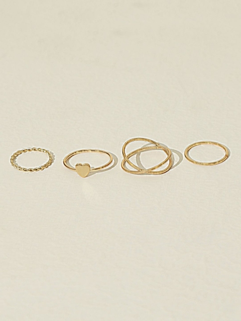 

Pipa Bella Women Set of 4 Classic Gold Rings