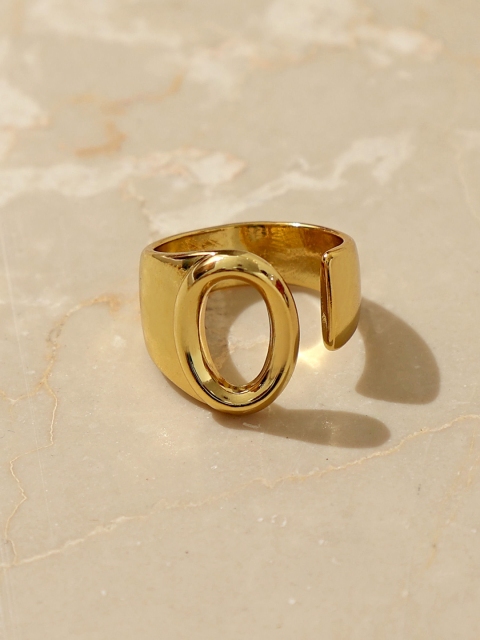 

Pipa Bella Women Gold-Toned 'O' Initial Adjustable Finger Ring