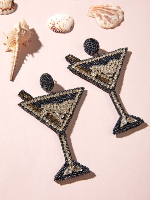 

Pipa Bella Grey Contemporary Drop Earrings